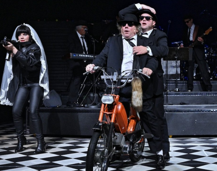 The Blues Brothers - The Länd